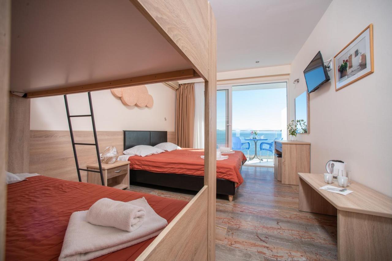 Corfu Maris Bellos بينيتسيس المظهر الخارجي الصورة